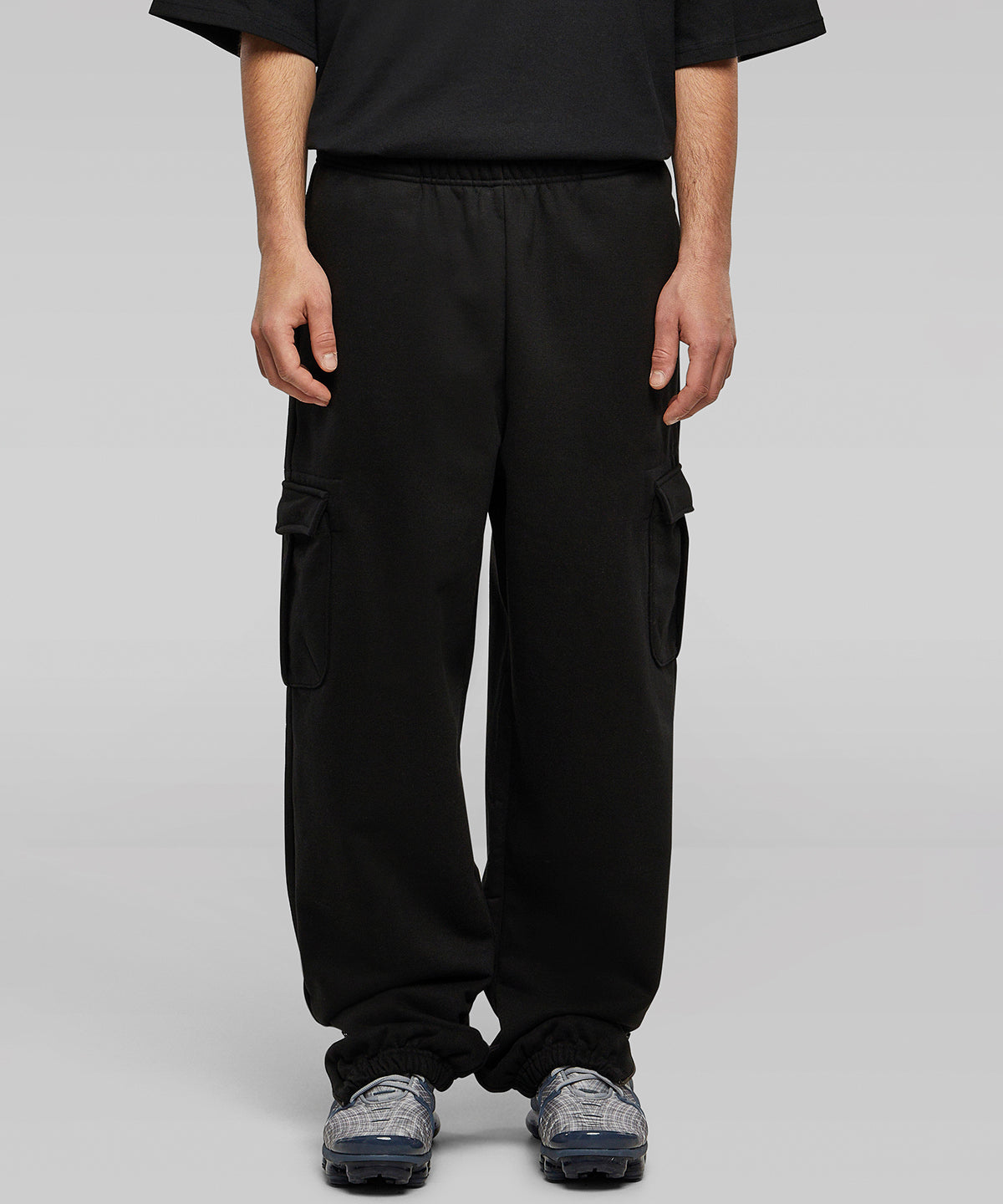 Retro Cargo Sweatpants - Black