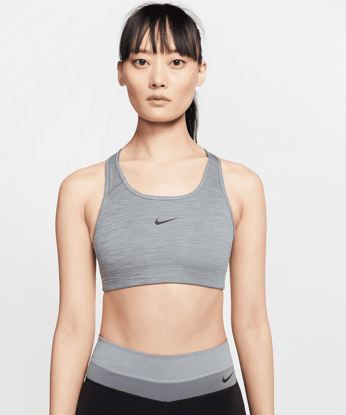 Nike - Women’s Nike Dri-FIT Swoosh one-piece bra - Black/White