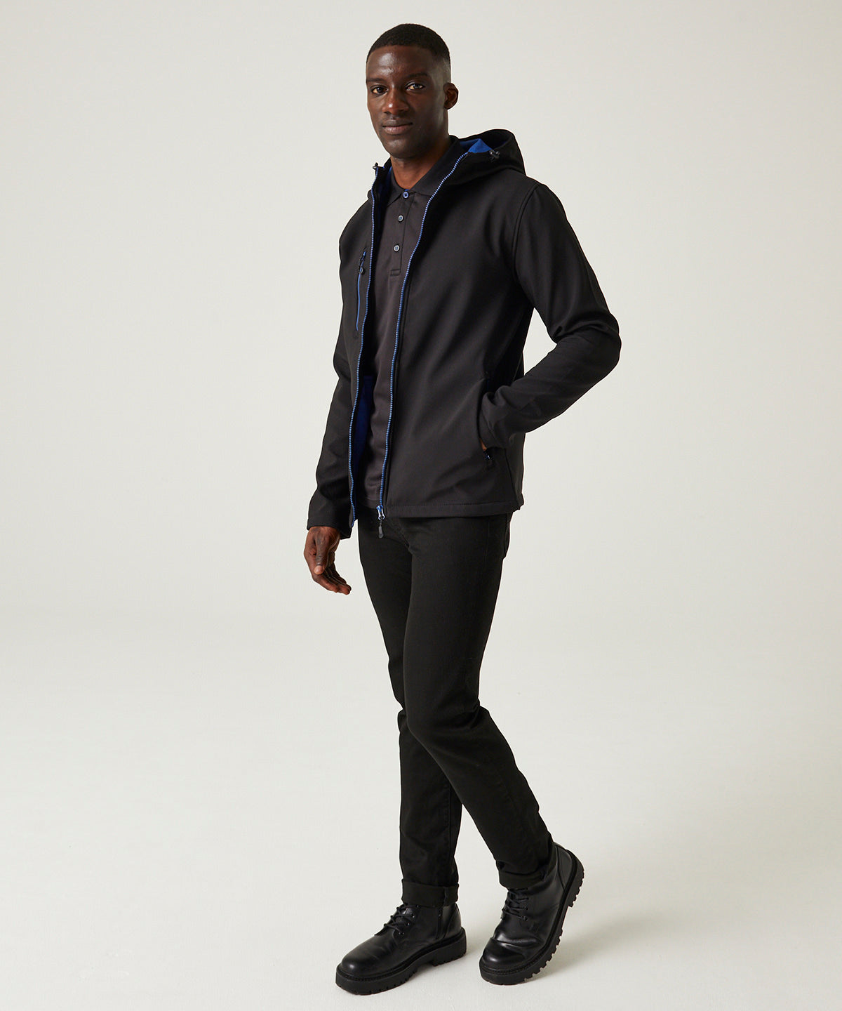 Navigate 2-layer hooded softshell jacket